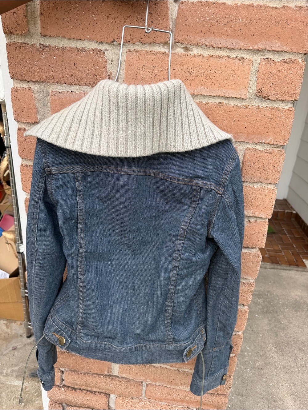 Theory Indigo Denim Jacket with Cream Knit Collar - Picture 6 of 7